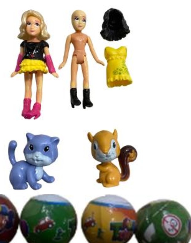BONECA COM MASCOTE E ACESSÓRIO